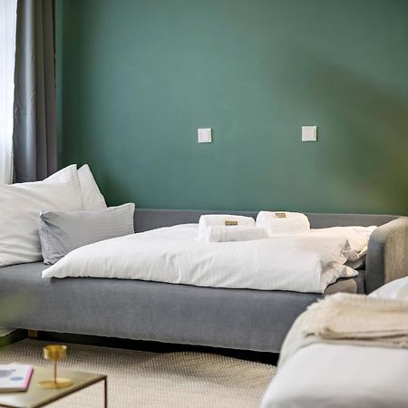 Luxomes - Spacious Studio For 4 - Kitchen - Parking Ingolstadt Exterior photo