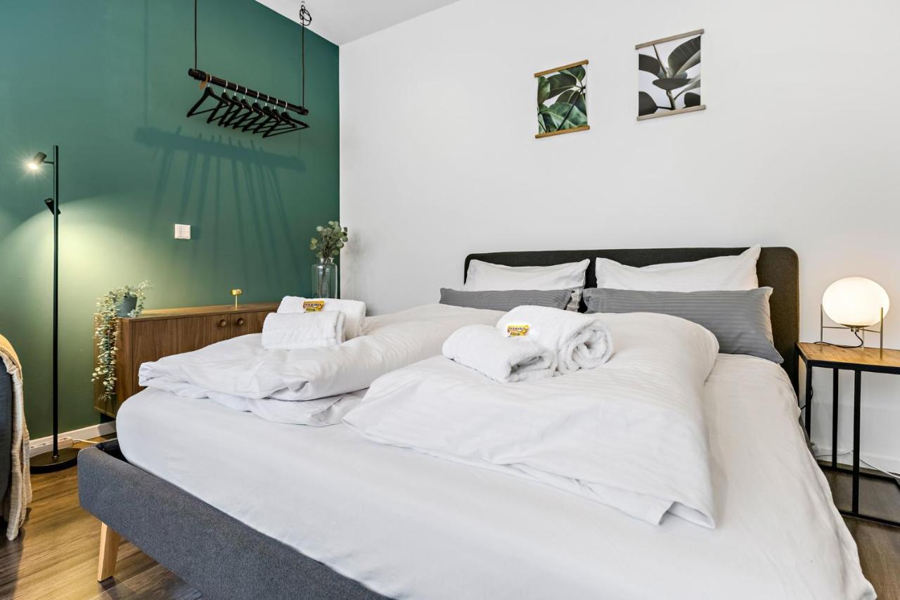 Luxomes - Spacious Studio For 4 - Kitchen - Parking Ingolstadt Exterior photo